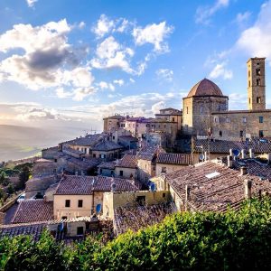 tuscan guided tours volterra 01